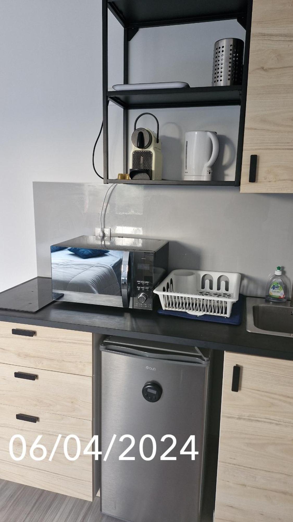 Studio Neuf Rocbaron Extérieur photo